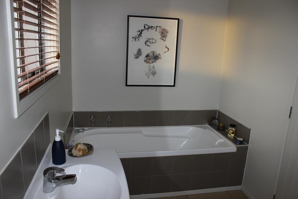 Birds Eye View Bed And Breakfast Waihi Δωμάτιο φωτογραφία